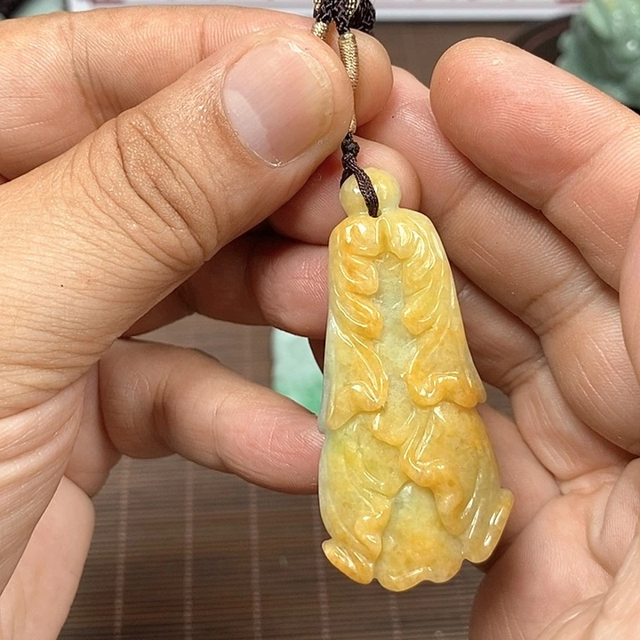 颈饰未镶嵌翡翠天然翡翠玉A货配证书
