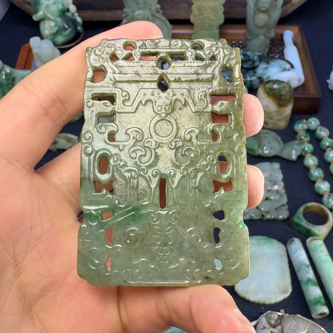 翡翠颈饰未镶嵌老*童翡翠颈饰未镶嵌..