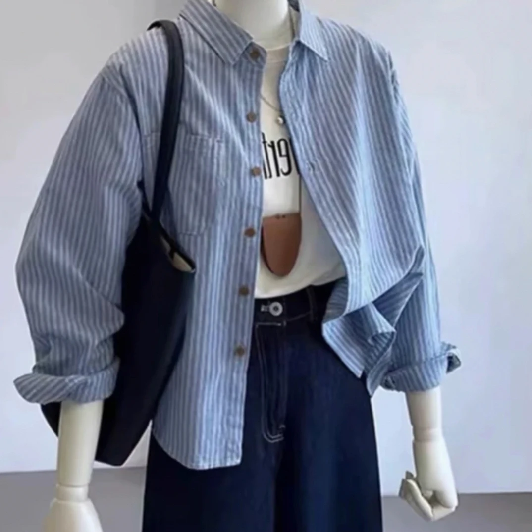 2025秋季新款高级感轻奢洋气复古港风宽松条纹女士长袖衬衫