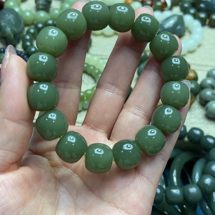 和田玉未镶嵌手链