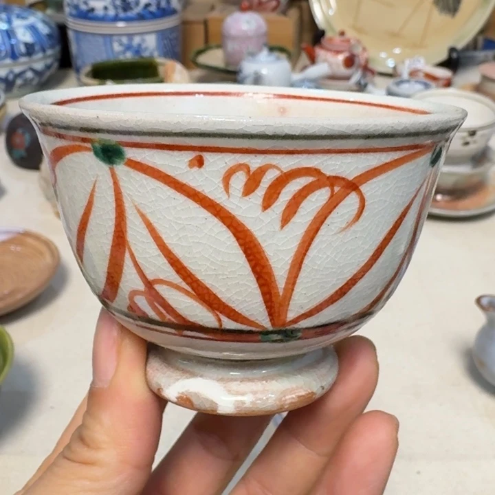 杯子也不知道怎么了就想