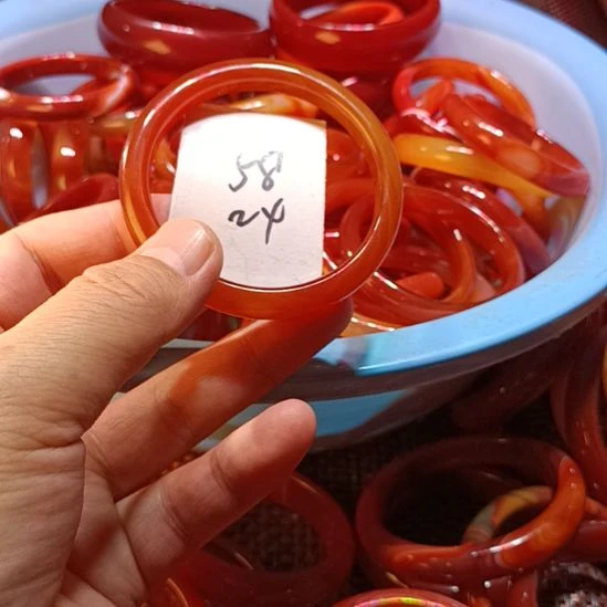 玛瑙/玉髓未镶嵌手镯