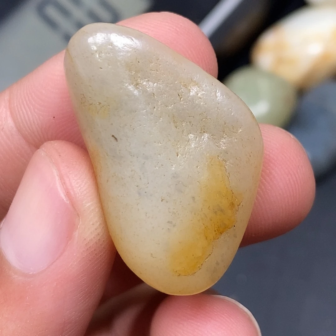 和田玉（糖玉）未镶嵌挂件