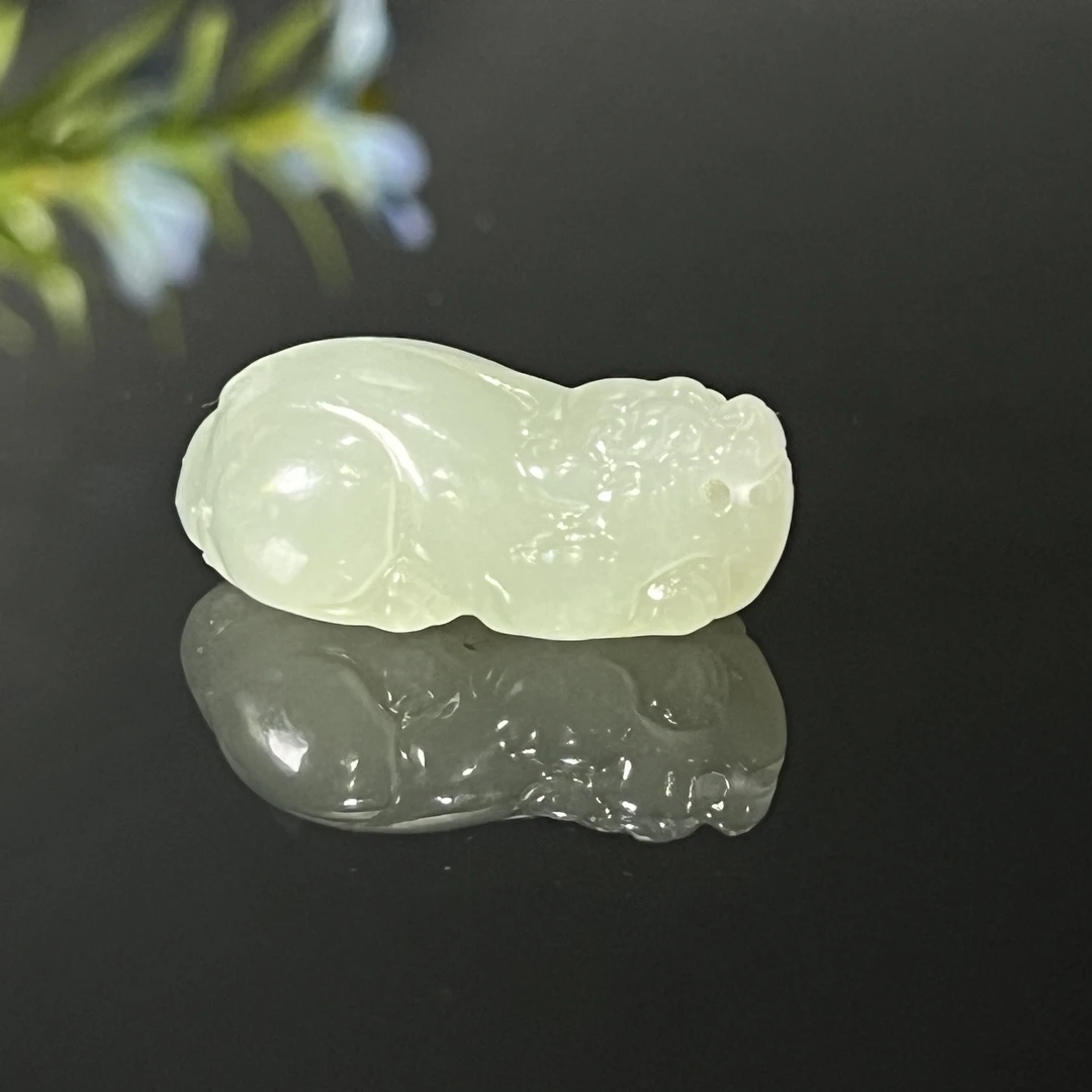 1216GC8812和田玉挂件