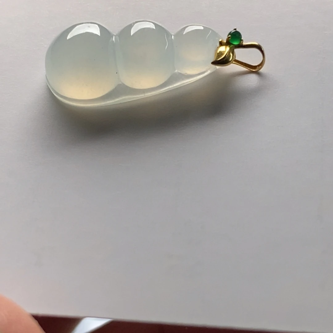 翡翠18K金镶嵌颈饰天然