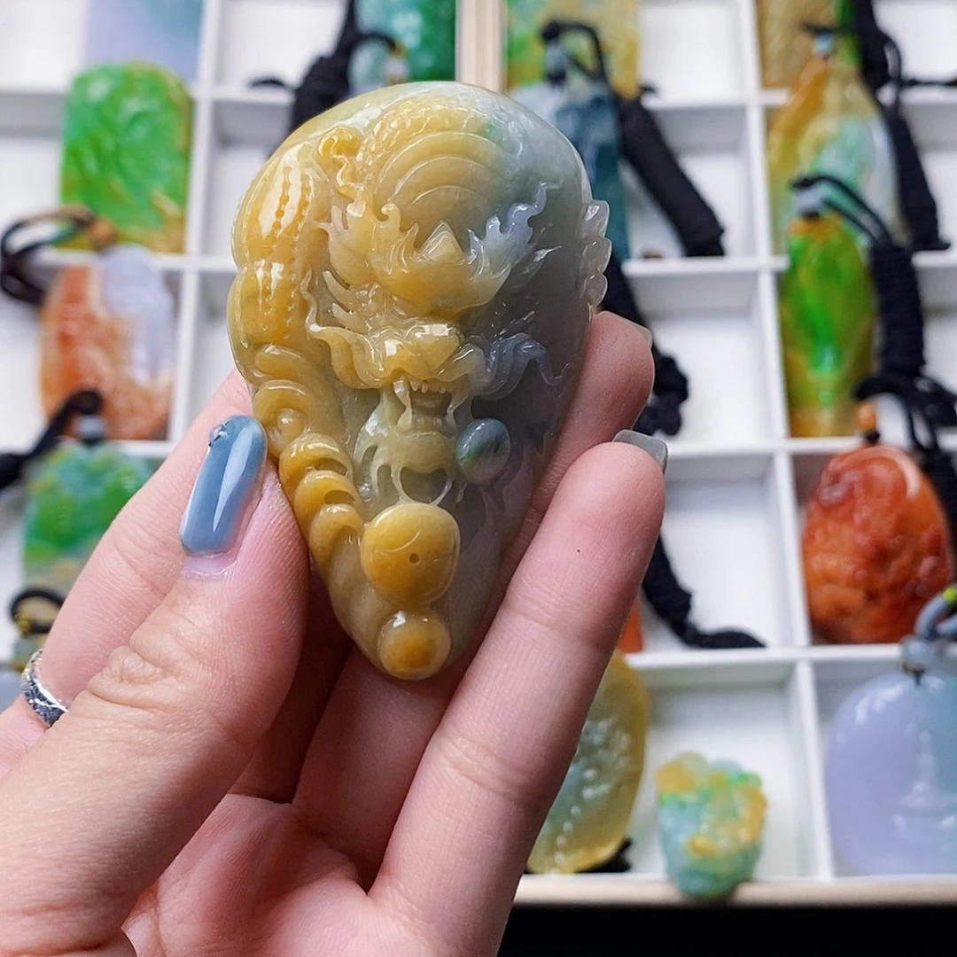 翡翠未镶嵌颈饰翡翠A货