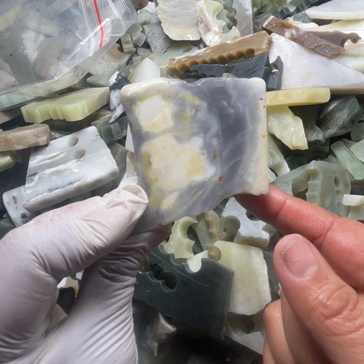 水***y和田玉未镶嵌珠宝半成品