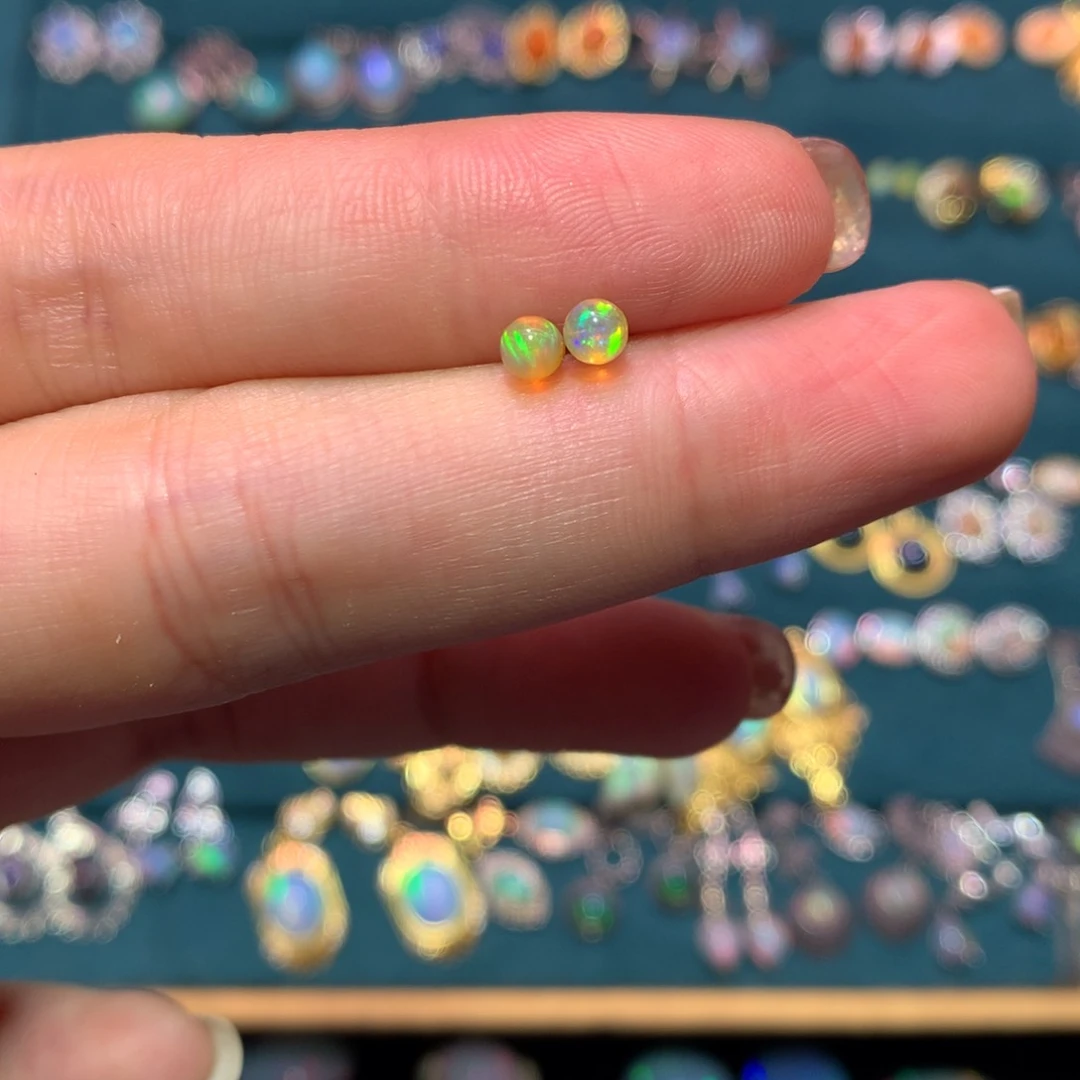 欧泊银S925镶嵌耳钉款式