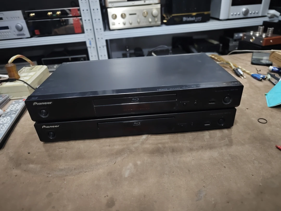 8新  先锋3D蓝光DVD140，不通电不开机，配件机出不包邮不退换货