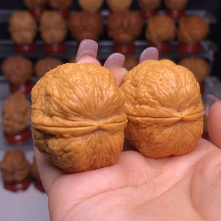 文玩核桃把件8平头蟾