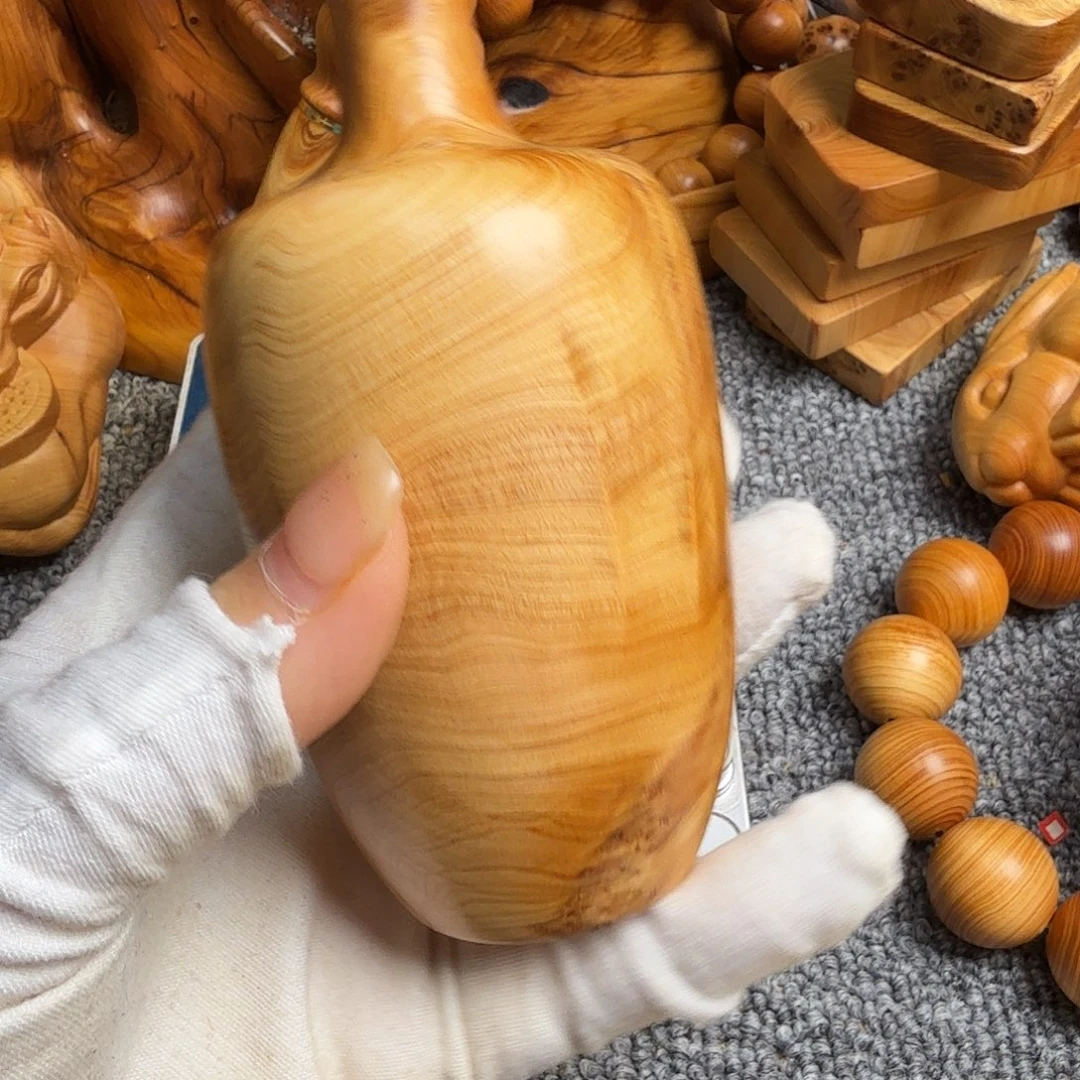 小***学柏木（崖柏）太行崖柏花瓶一个