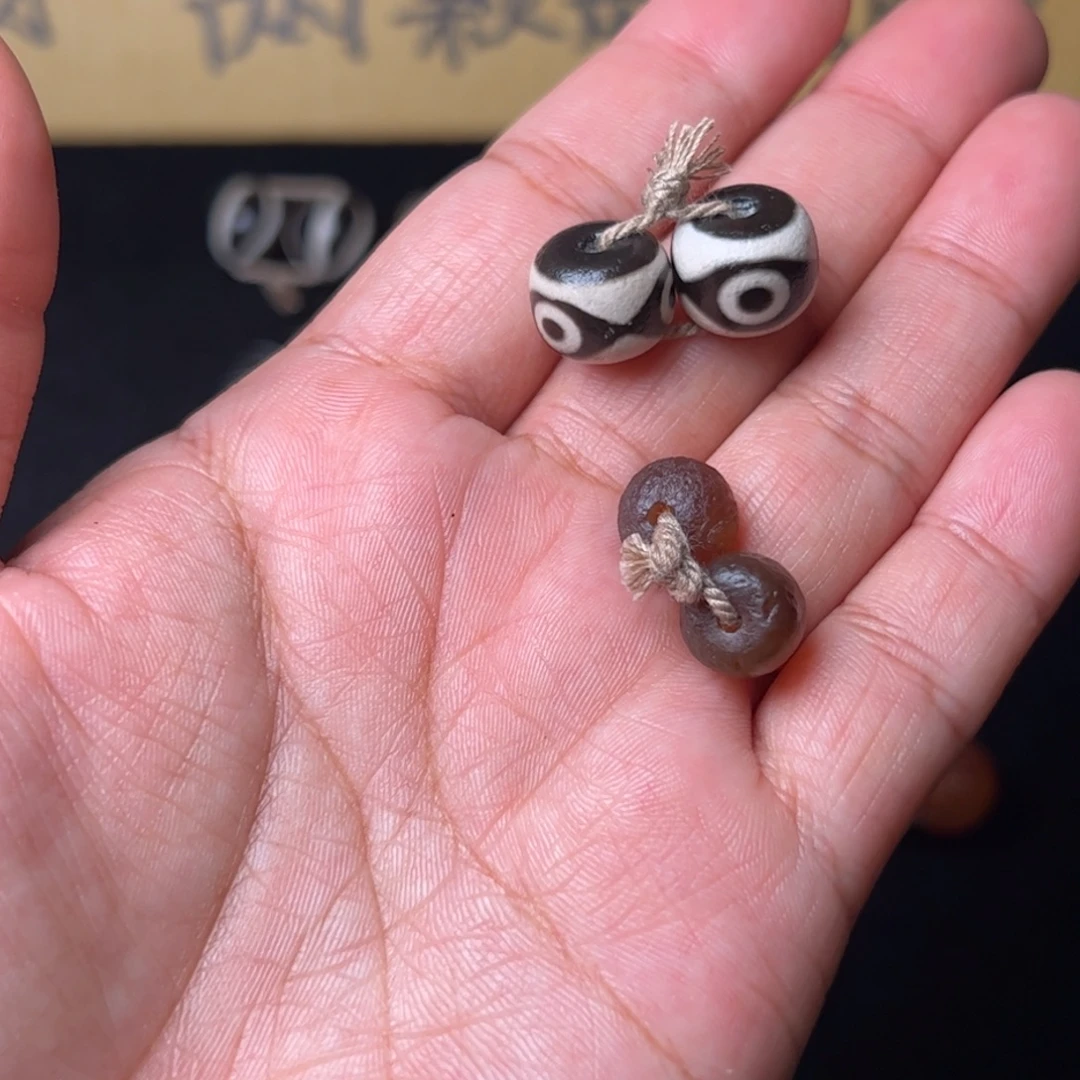 z***.玛瑙/玉髓未镶嵌配饰