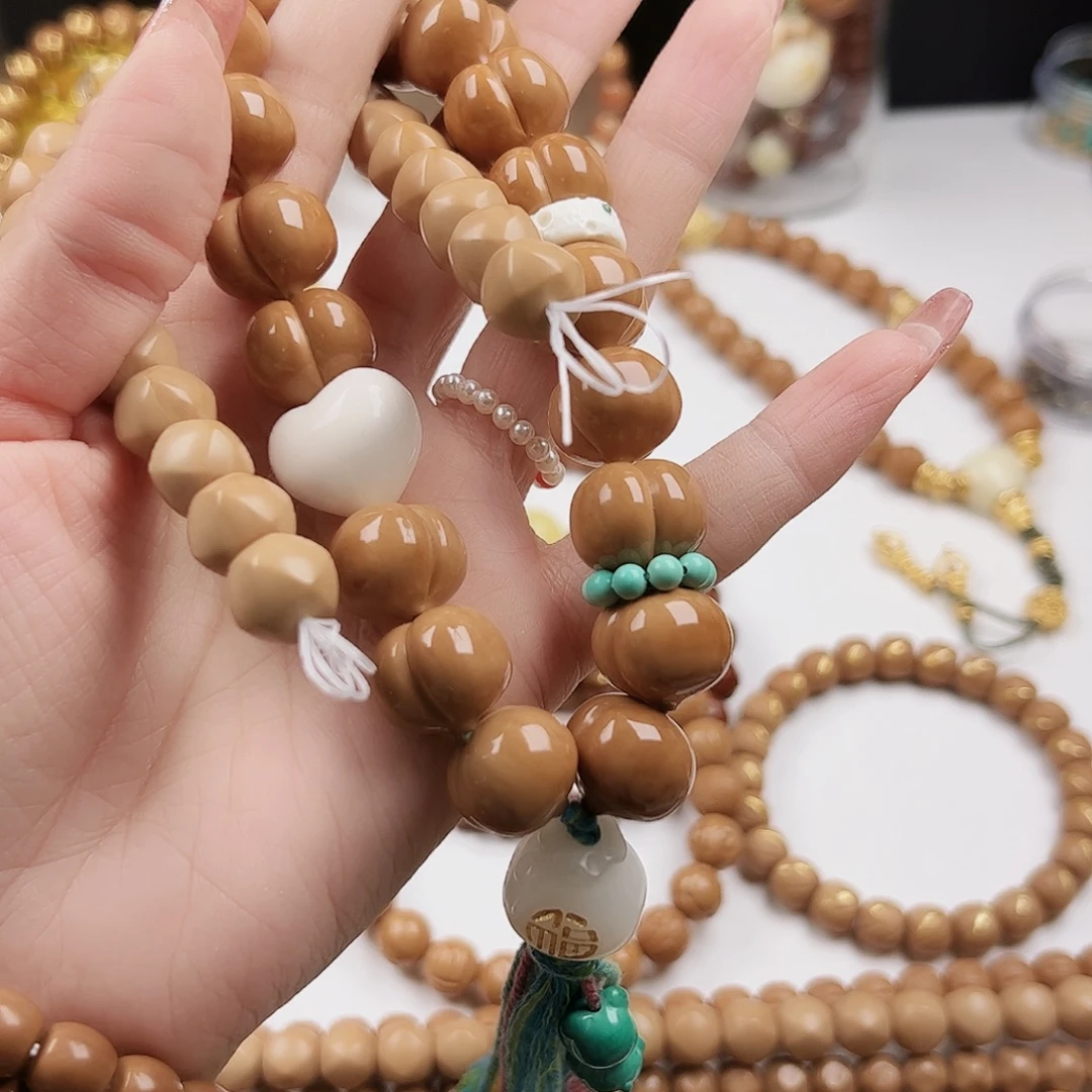 予***乐猴头核桃吊坠屁桃