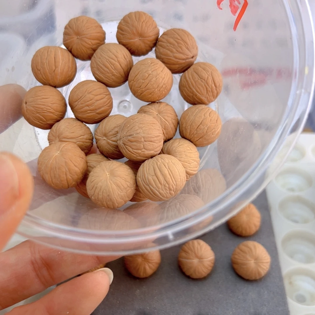 猴头核桃手串阿*鸿聚宝盆20颗，打孔不退不换