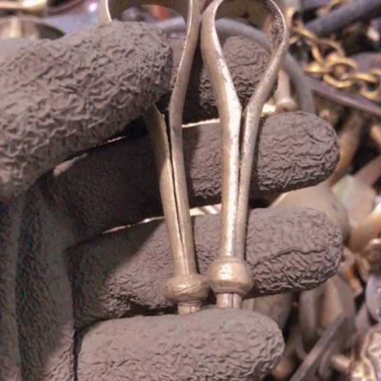 大***u闪电购铜摆件工艺品