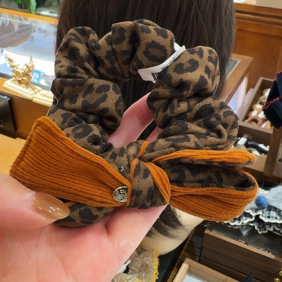 皮质非金属豹纹发圈