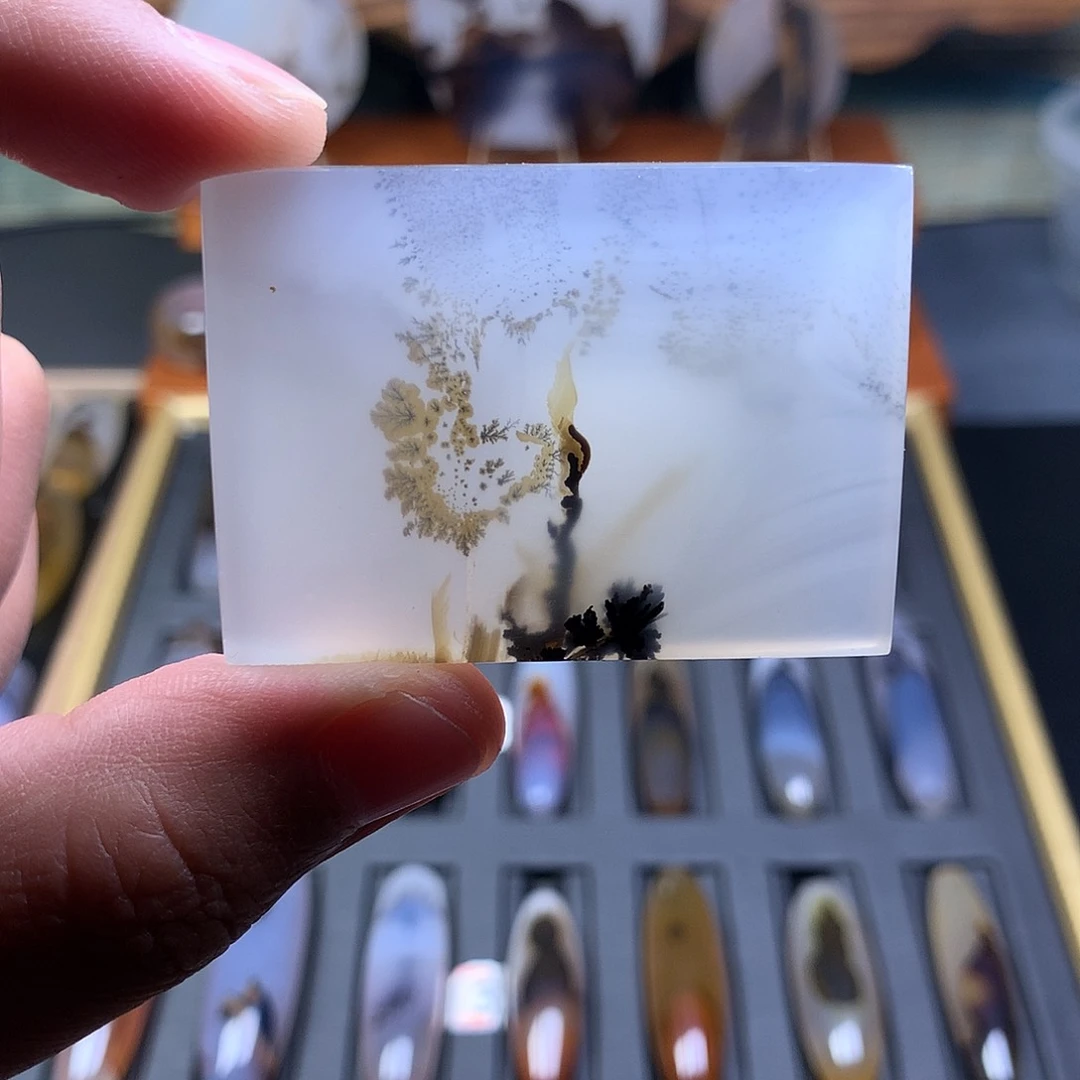 玛瑙/玉髓颈饰未镶嵌夏*哎