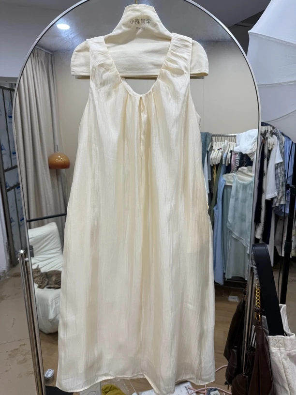 优雅气质蓬松质感连衣裙3b6