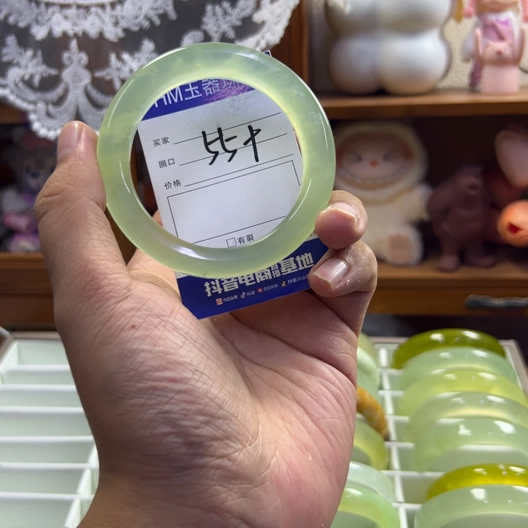 未镶嵌蛇纹石玉手镯143