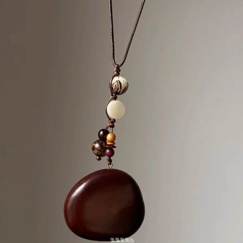 钛钢锆石项链 木质前调~禅意不规则圆形吊坠皮绳串豆莲花项链精致