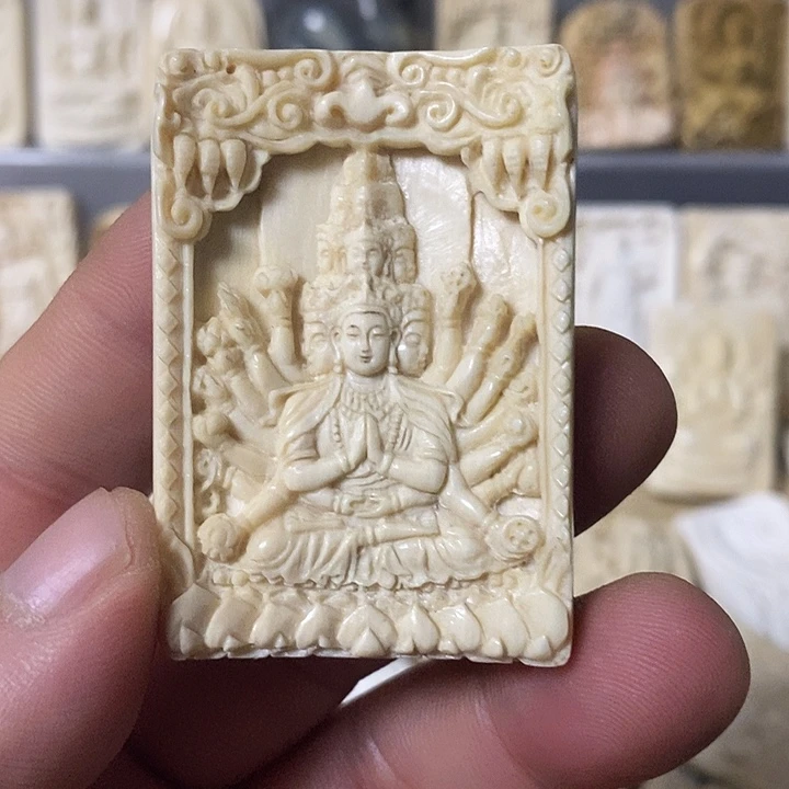 自***魏天然猛犸牙雕刻品