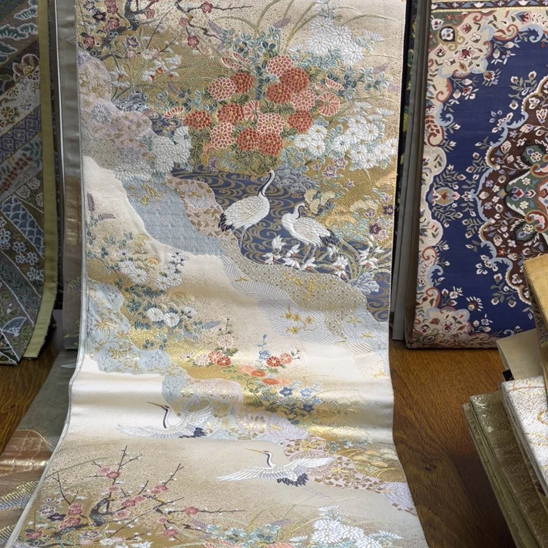 织绣锦****室织锦技艺高超的