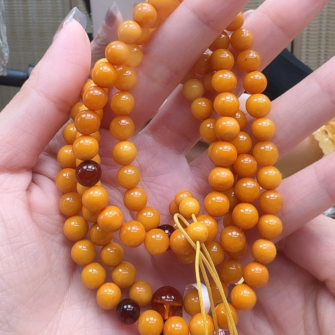 未镶嵌琥珀裸石108颗