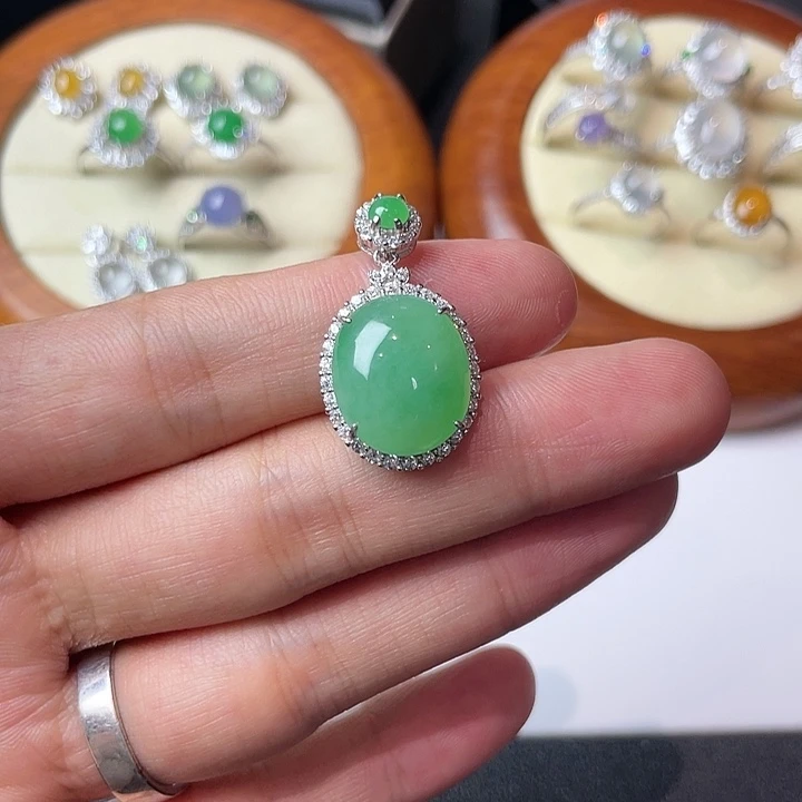 翡翠未镶嵌吊坠(不含链)吊坠