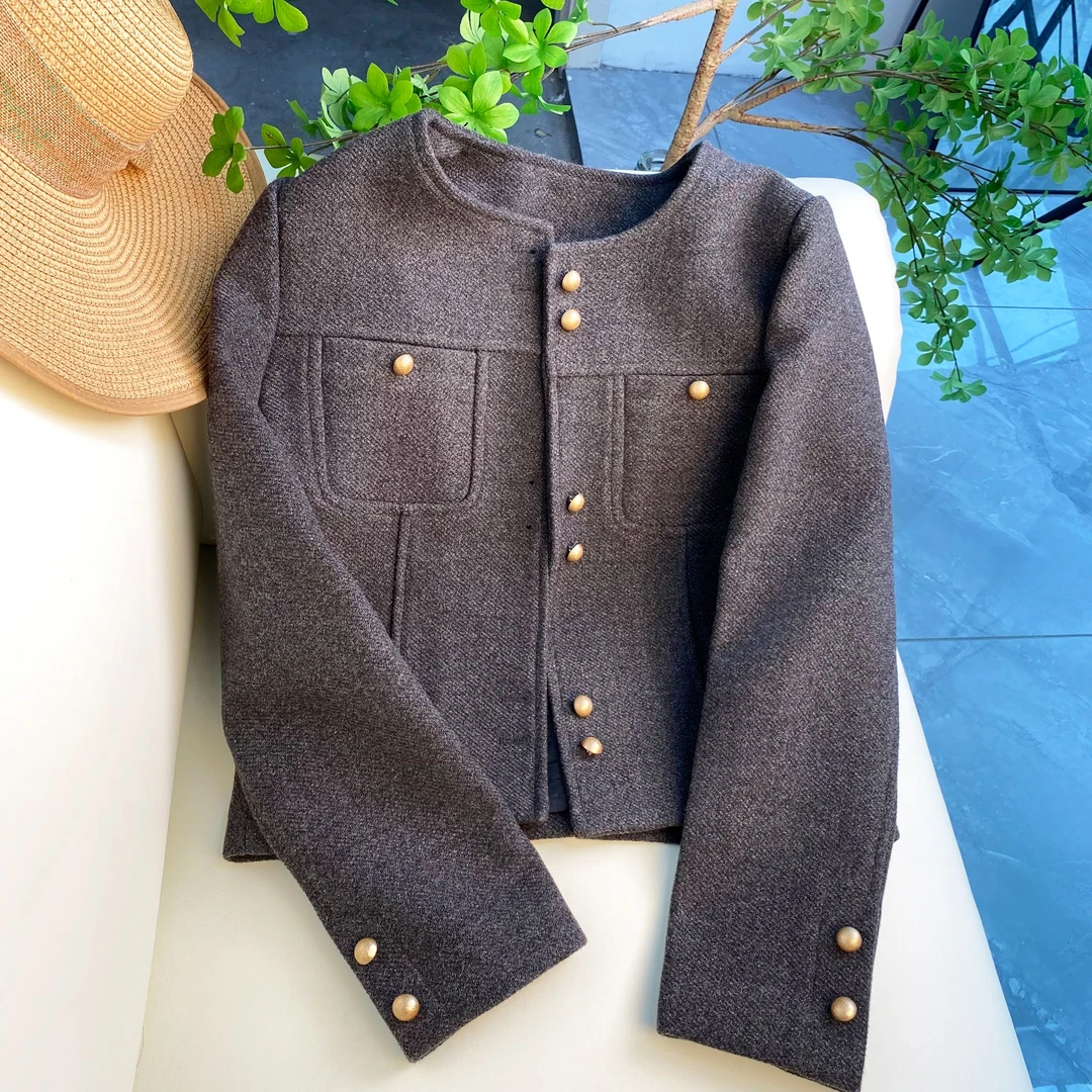 小香风圆领单排扣短款外套女2024冬新品加棉加厚洋气韩系衣服女