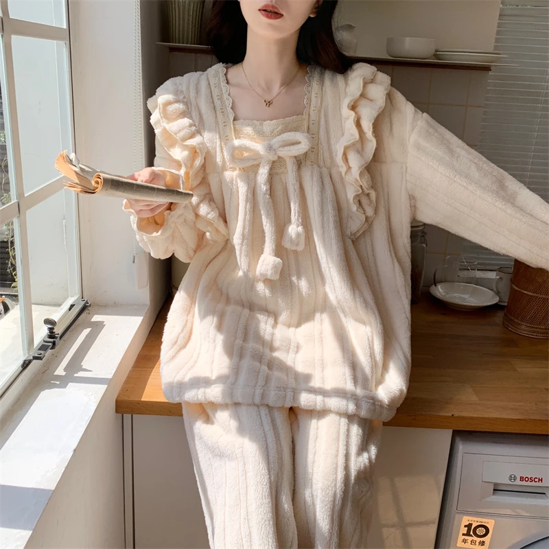 轻奢设计感甜美公主风珊瑚绒女款冬季加绒套头长袖长裤网红套装