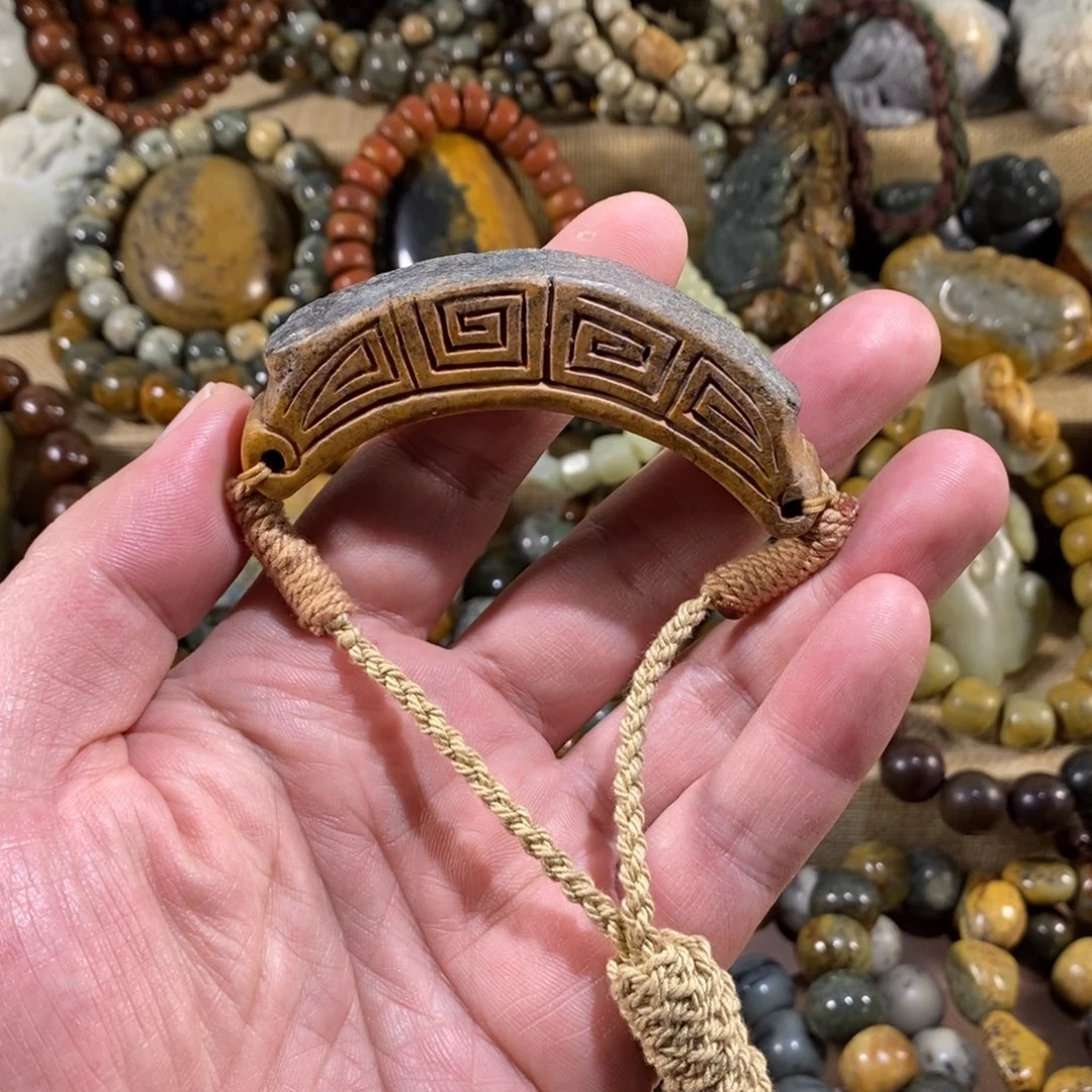 岫岩河磨玉（透闪石质玉）未镶嵌挂件