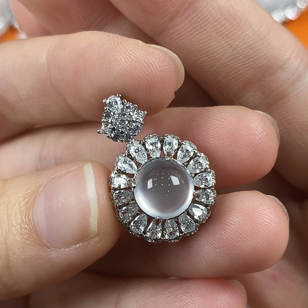 合金吊坠石英质玉