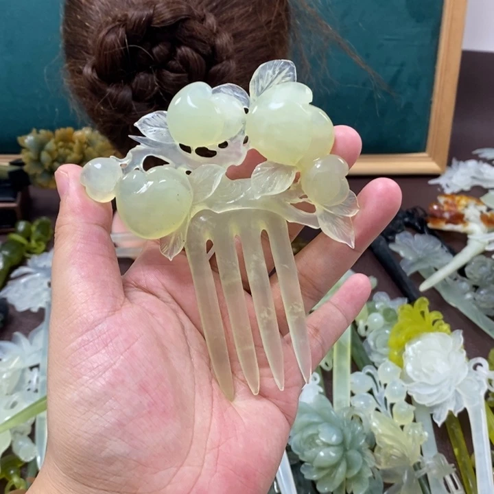 蛇纹石玉发饰未镶嵌贺*心