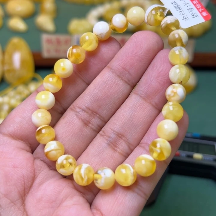 蜜蜡未镶嵌珠宝奇石