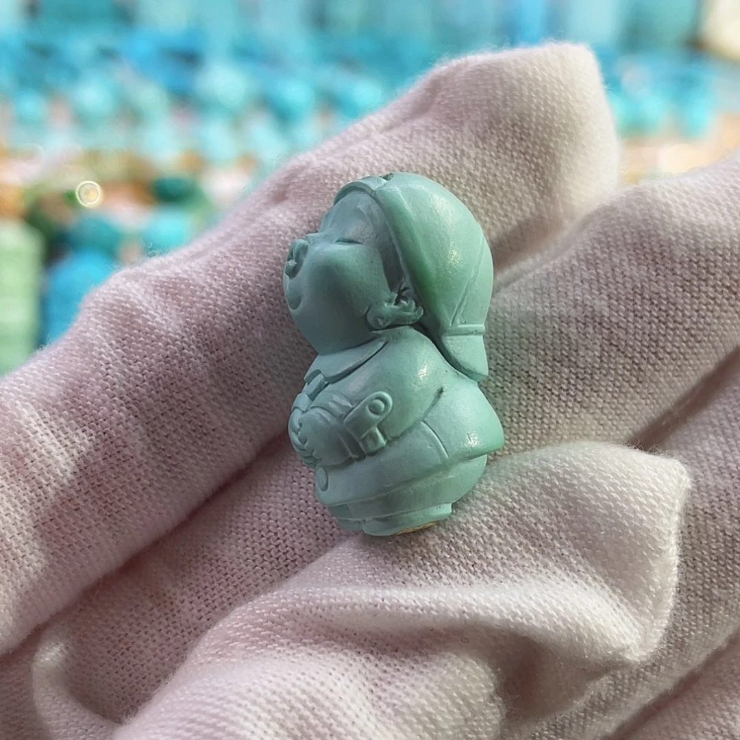 一***师未镶嵌绿松石珠宝奇石