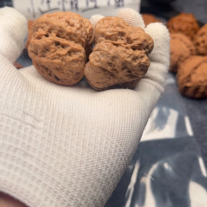 文玩核桃吊坠蛤蟆