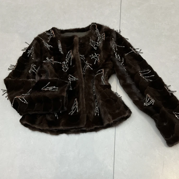 秋冬时尚轻奢保暖水貂皮草短款女士外套