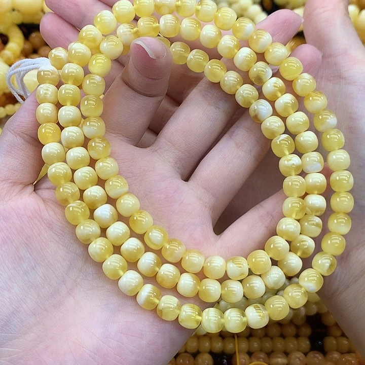 蜜蜡未镶嵌珠宝奇石