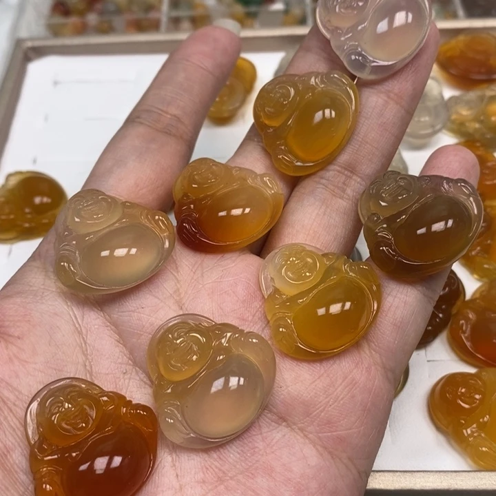 玛瑙/玉髓未镶嵌颈饰佛公1个