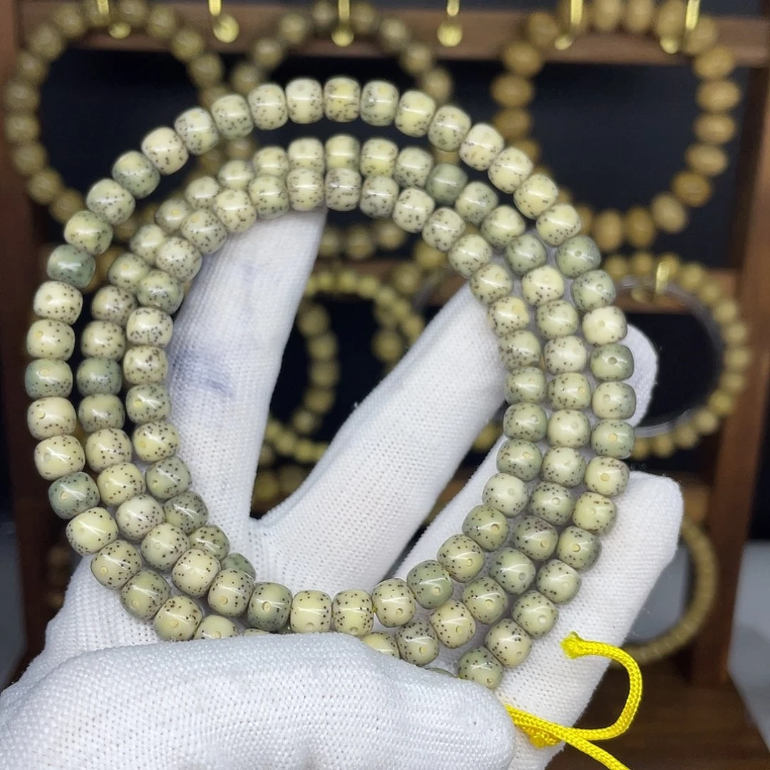 星月菩提吊坠陈**七7-6，月朗星稀