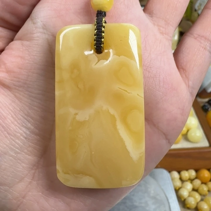 蜜蜡珠宝奇石未镶嵌