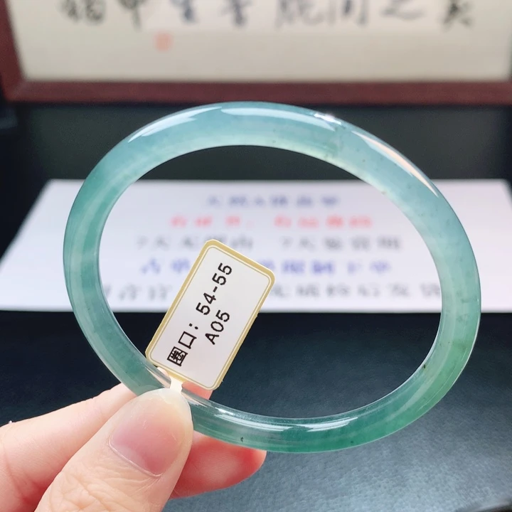 翡翠未镶嵌手镯翡翠手镯66