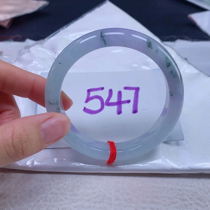 翡翠手镯未镶嵌57圈口