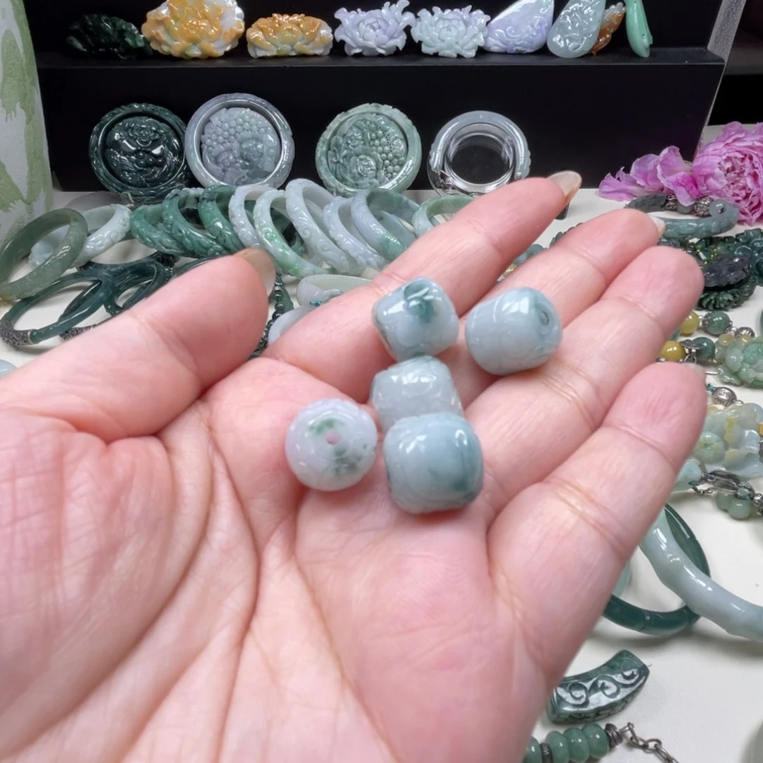 翡翠未镶嵌颈饰?*客翡翠散珠