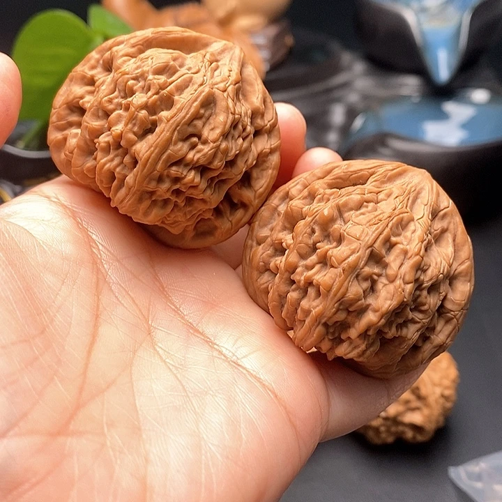 把件文玩核桃虎头王46尺