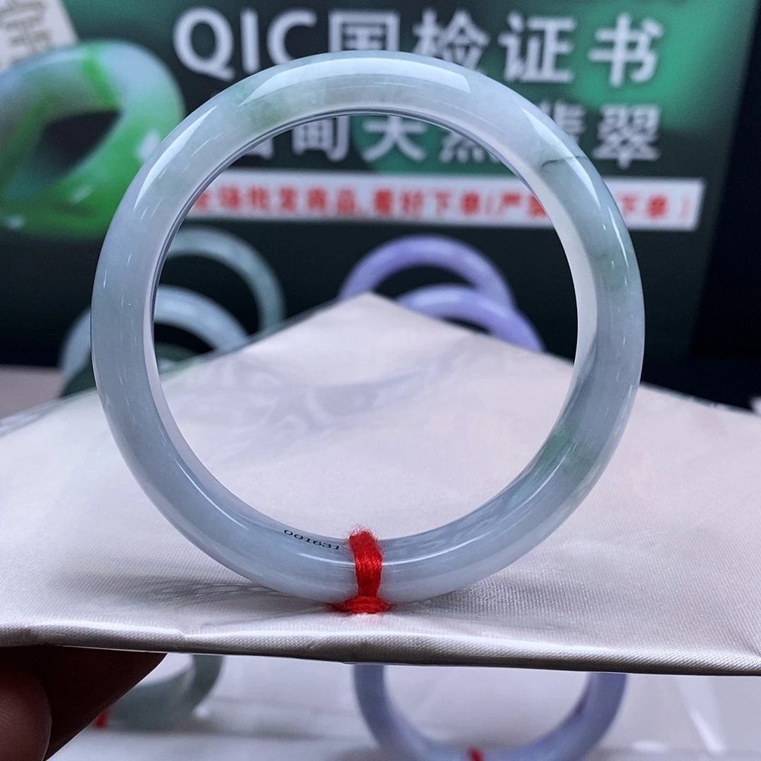 翡翠未镶嵌手镯正圈