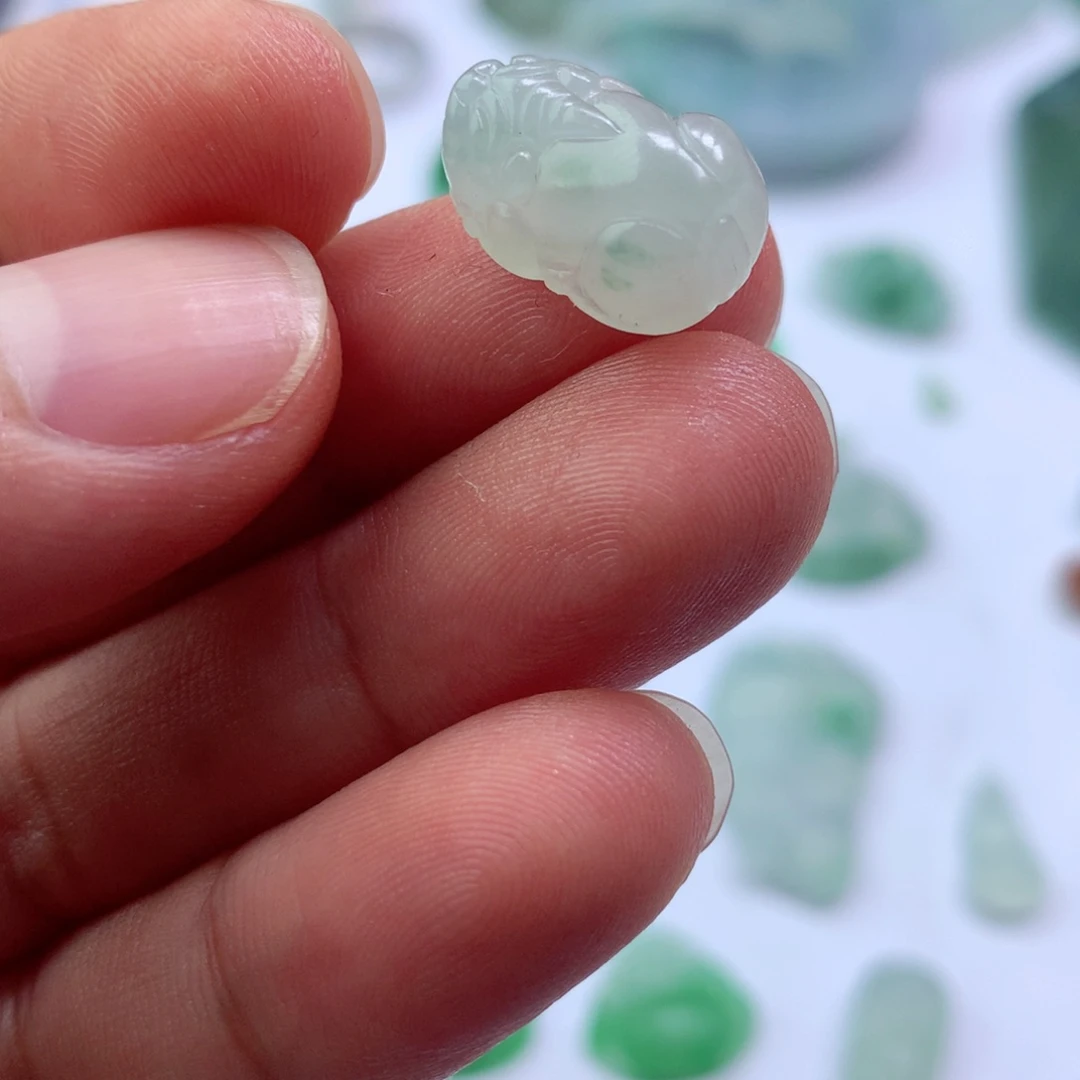 定制翡翠未镶嵌包工