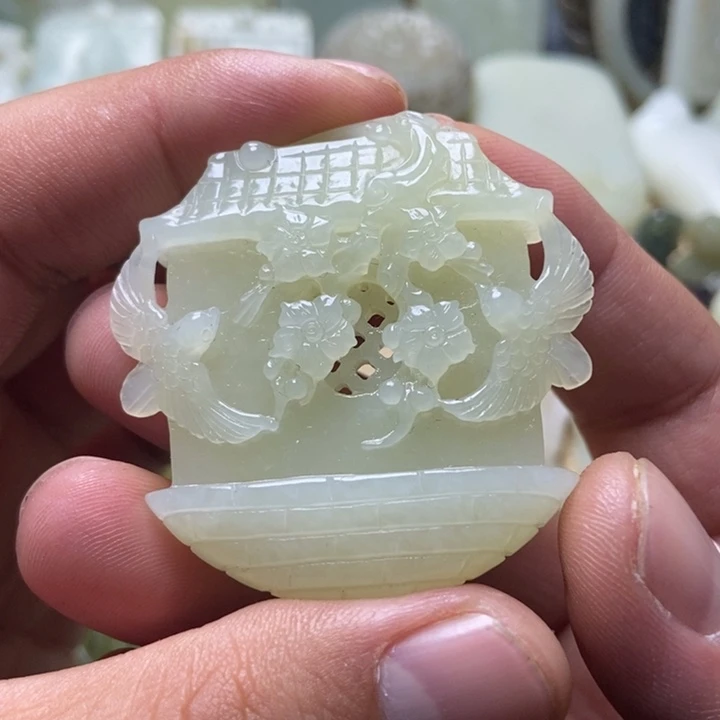 和田玉未镶嵌挂件