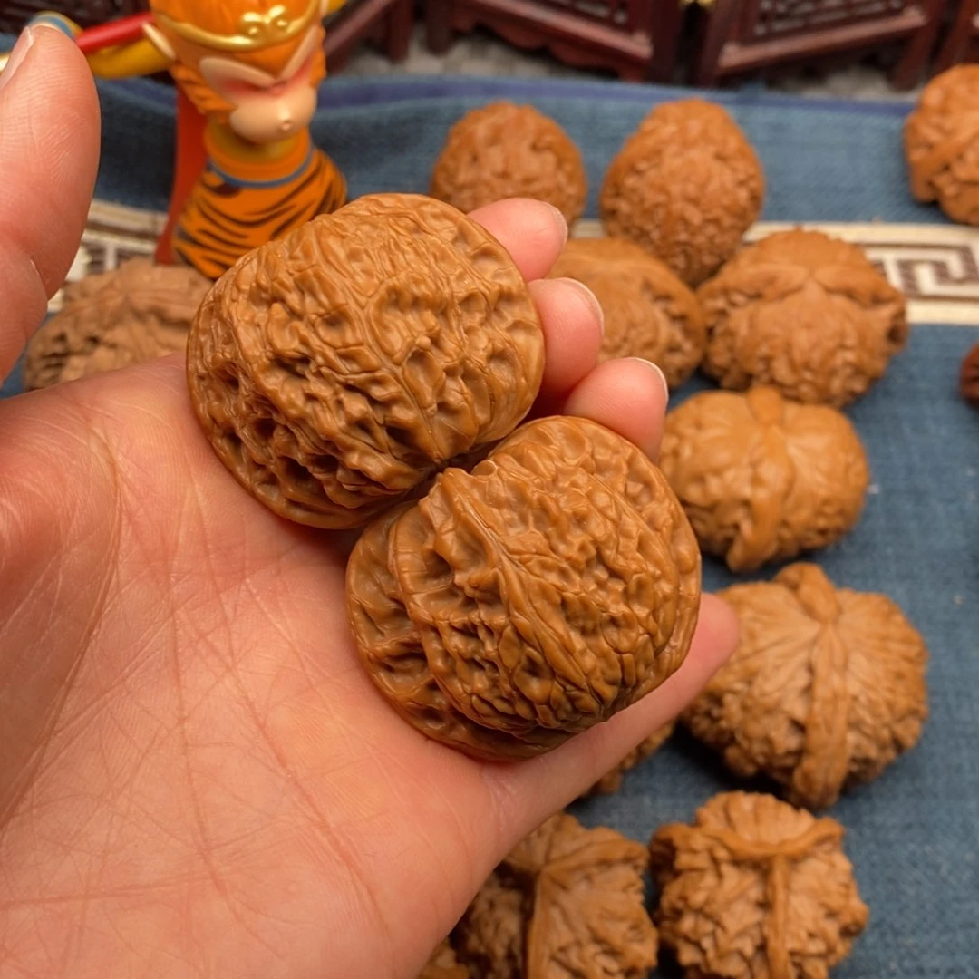 文玩核桃把件42山地正磨