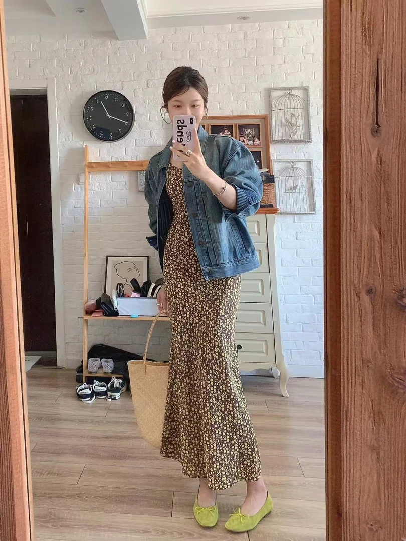 2025春夏新款美式复古休闲宽松牛仔外套女设计感小众外搭碎花裙